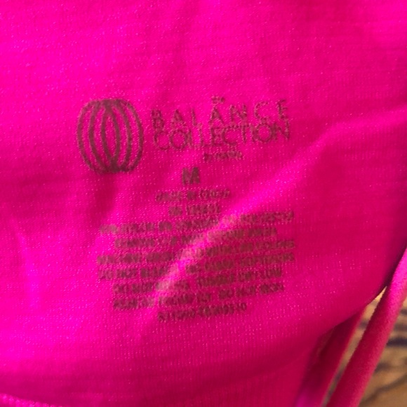 LAST CALL Hot pink racer back sports bra with padding - Picture 5 of 5